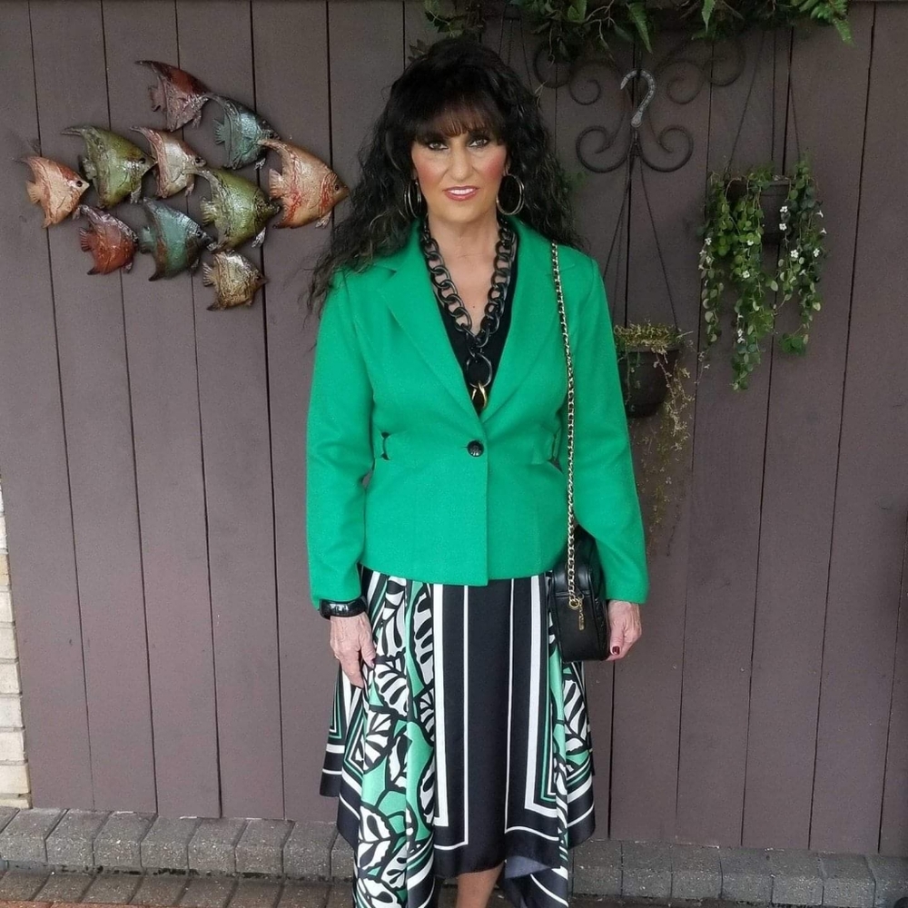 Meet your Posher, Beverly